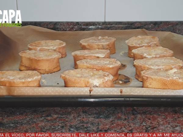 Torrijas de leche condensada al horno - Preparación paso 6