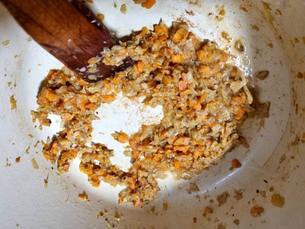 Albóndigas de pollo en salsa de almendras - Preparación paso 6