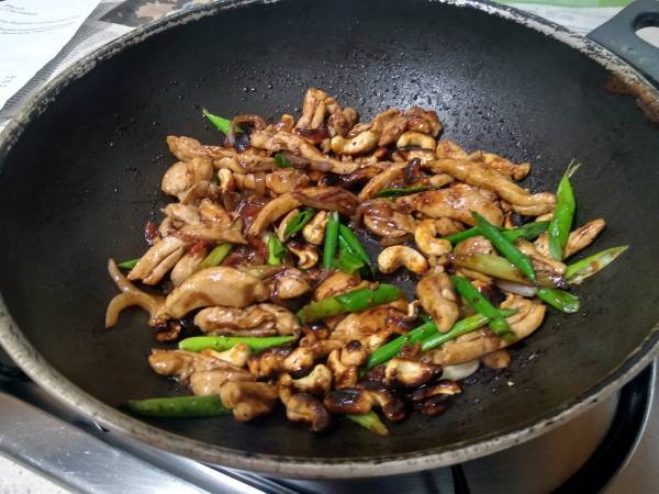 Wok de pollo con anacardos {Receta Tailandesa} - Preparación paso 8
