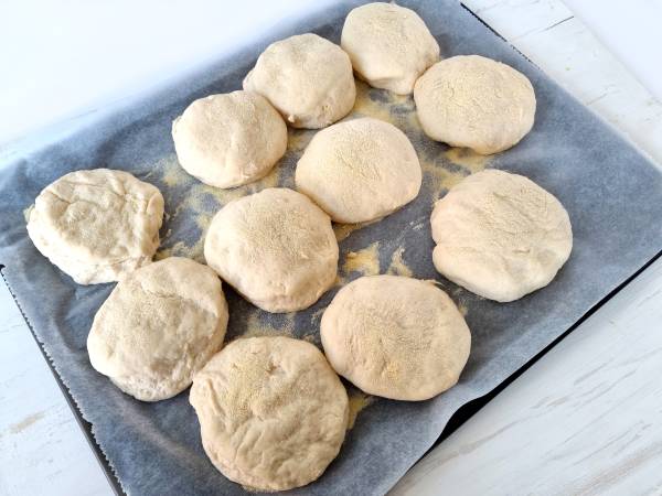 English muffins, bollos ingleses sin horneado {en panificadora) - Preparación paso 4