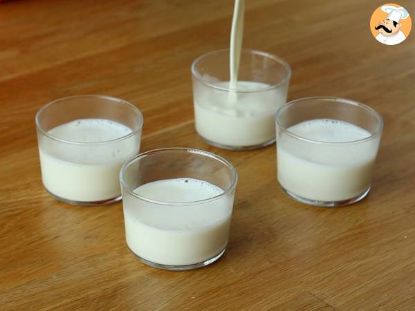 Panna cotta de vainilla casera, la verdadera receta tradicional italiana - Preparación paso 4