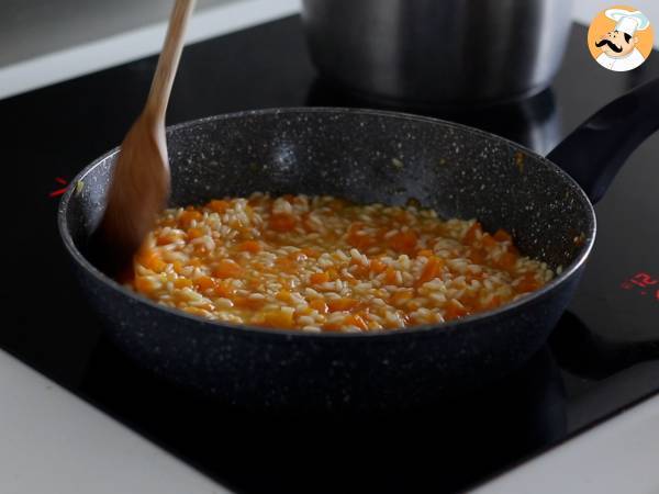 Risotto de calabaza, una receta reconfortante y muy sabrosa perfecta para el otoño - Preparación paso 4