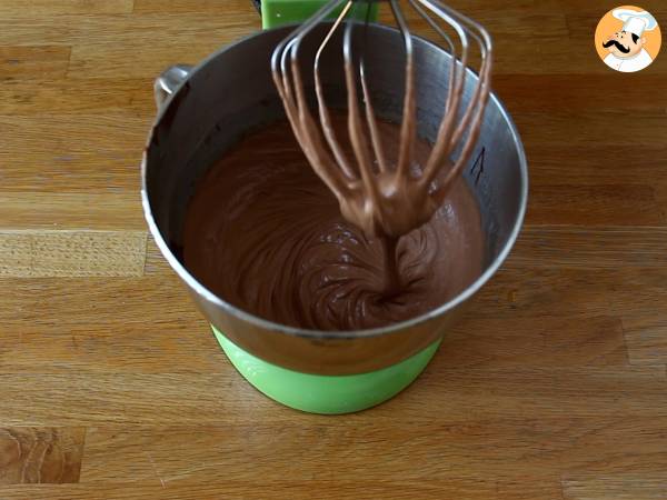 Bundt Cake para Halloween con glaseado terroríficamente divertido - Preparación paso 3