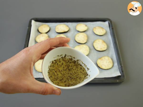 Berenjenas crujientes al horno. Guarnición rápida y sabrosa - Preparación paso 3