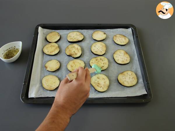 Berenjenas crujientes al horno. Guarnición rápida y sabrosa - Preparación paso 4