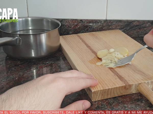 Sopa de ajo - Preparación paso 5