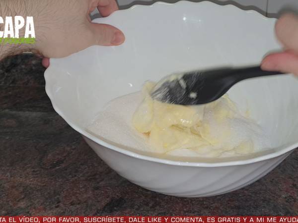 Bizcocho de chocolate y naranja - Preparación paso 1