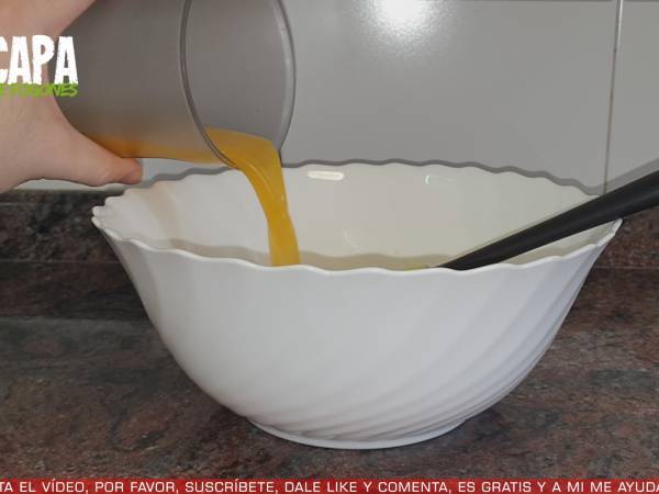 Bizcocho de chocolate y naranja - Preparación paso 3