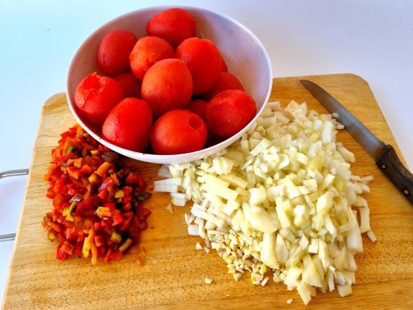 Bacalao con Tomate {Receta Tradicional Española} - Preparación paso 4