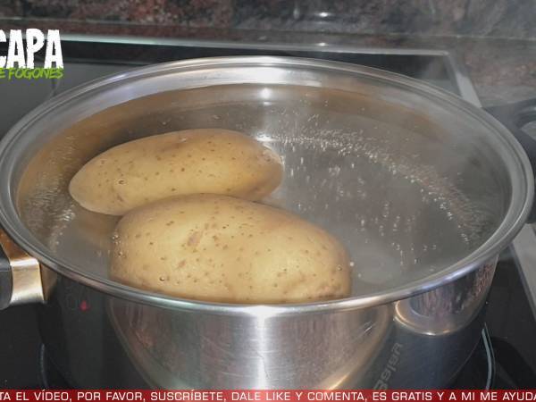 Patatas rellenas de carne - Preparación paso 1