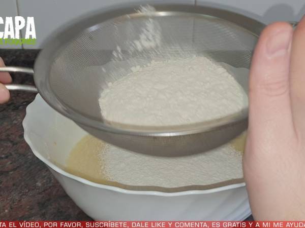 Postres Magdalenas de chocolate - Preparación paso 6