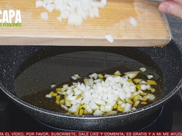Tortilla de patatas rellena - Preparación paso 1
