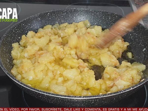 Tortilla de patatas rellena - Preparación paso 3