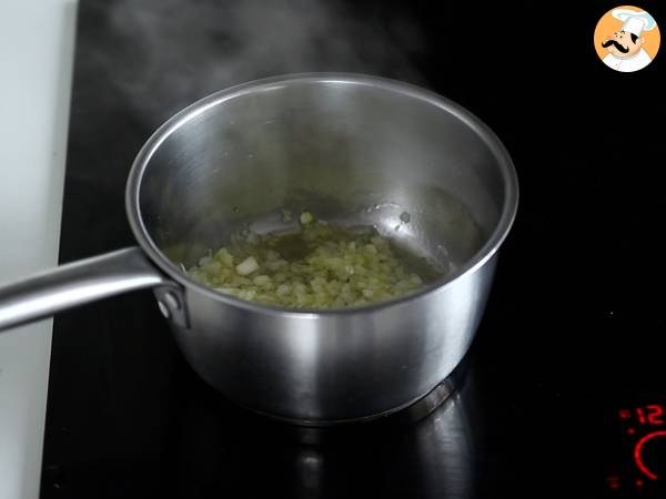 Melanzane alla parmigiana, el delicioso gratinado italiano de berenjenas con queso - Preparación paso 2