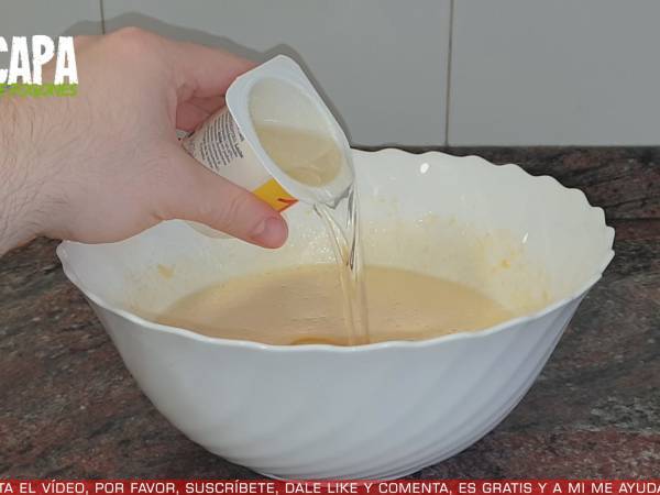 Bizcocho de yogur - Preparación paso 3
