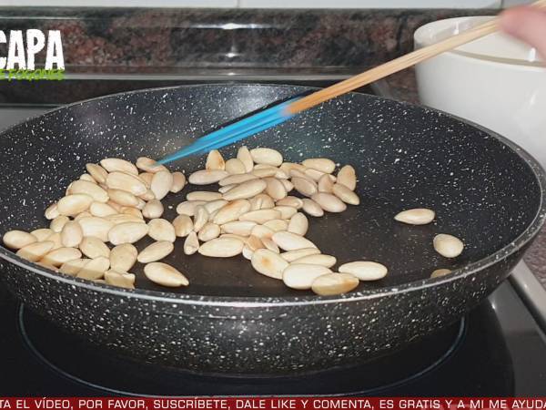 Pollo con almendras al estilo chino - Preparación paso 5