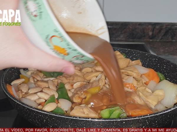 Pollo con almendras al estilo chino - Preparación paso 8