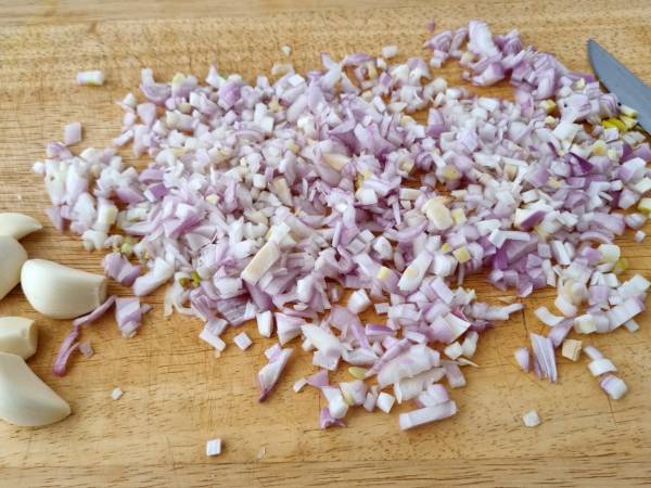 Pasta con ajo y setas {con mucho sabor umami} - Preparación paso 3