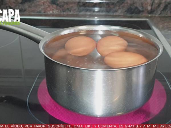 Pastel frío con pan de molde - Preparación paso 1