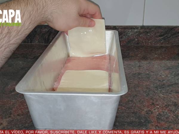 Pastel frío con pan de molde - Preparación paso 2