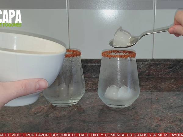 Michelada mexicana - Preparación paso 3