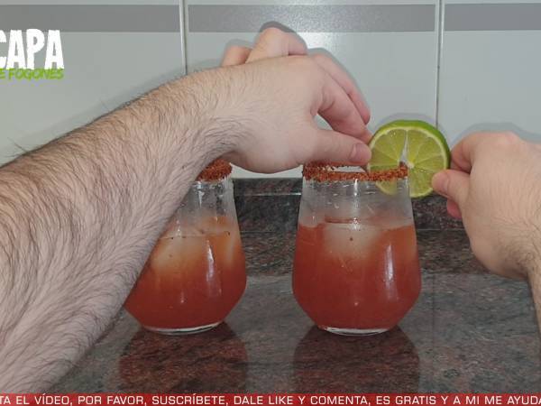 Michelada mexicana - Preparación paso 6