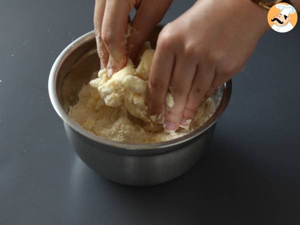 Tarta crumble de frutos rojos - Preparación paso 2