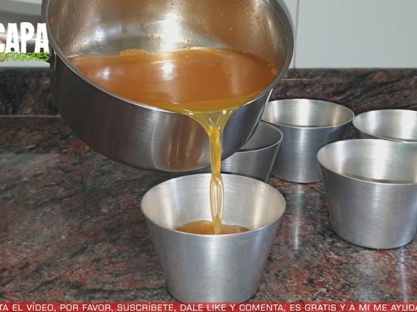Gelatina de chocolate y mango - Preparación paso 4