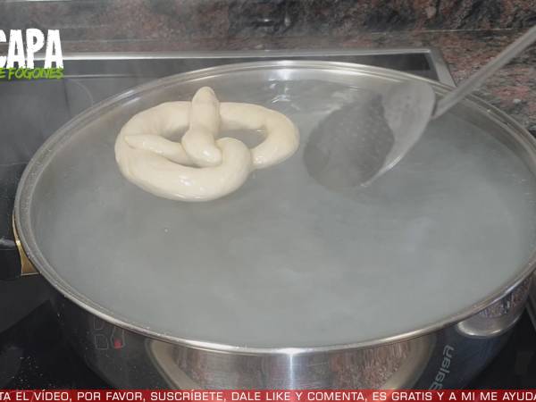Pretzel casero - Preparación paso 6
