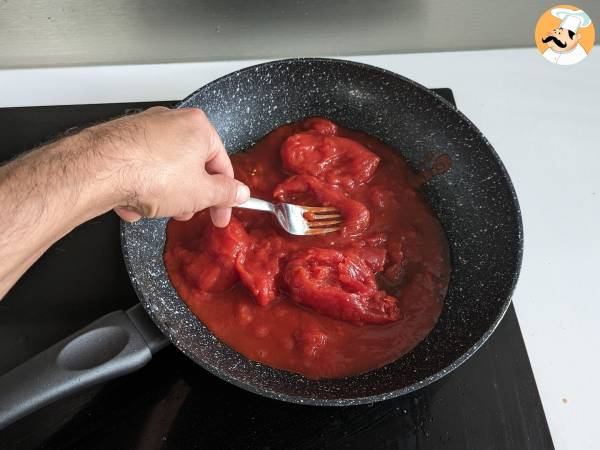 Pasta a la Amatriciana, una receta italiana llena de sabor y tradición - Preparación paso 5