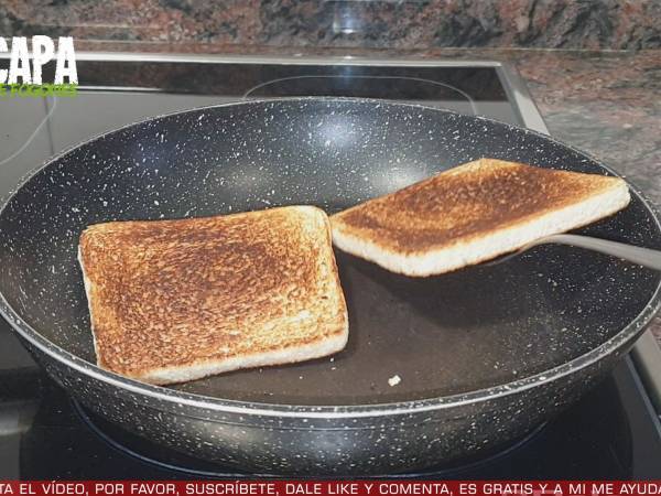 Sándwich de surimi con mayonesa de curry casera - Preparación paso 1