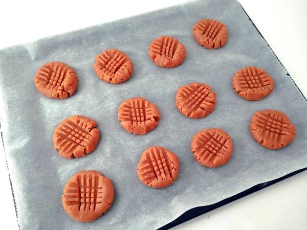 GALLETAS DE MANTEQUILLA DE CACAHUETE - Preparación paso 6