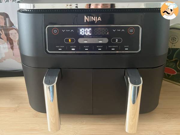 Huevos mollet en Airfryer, la tecnica más simple y eficaz para una cocción perfecta - Preparación paso 1