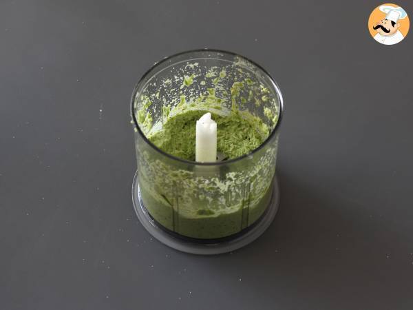 Pesto de ajo de oso (ajo silvestre) - Preparación paso 3