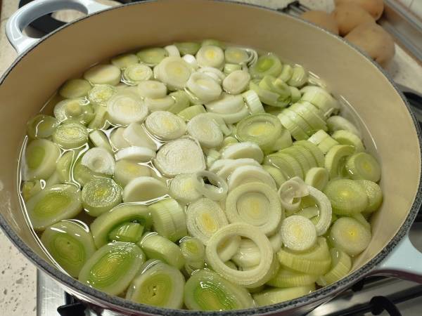 Porrusalda (Receta vasca) - Preparación paso 2