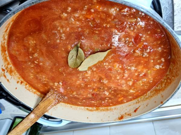 Pasta con ragú a la boloñesa - Preparación paso 8