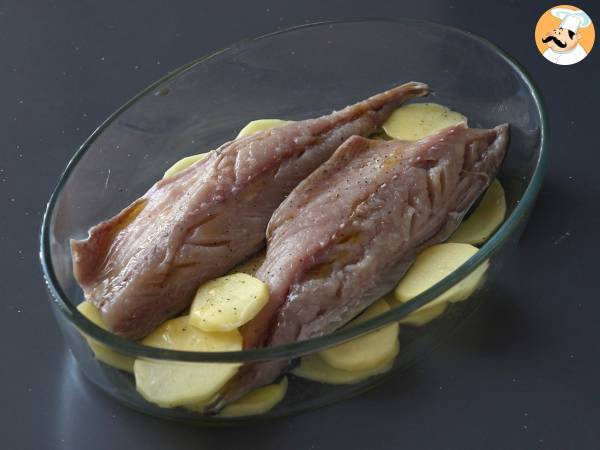 Caballa al horno: una cena ligera y deliciosa en pocos minutos - Preparación paso 3