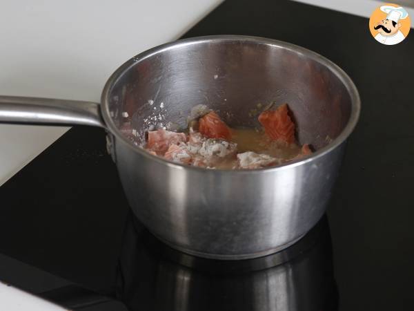 Sofisticado blanquette de salmón - Preparación paso 3