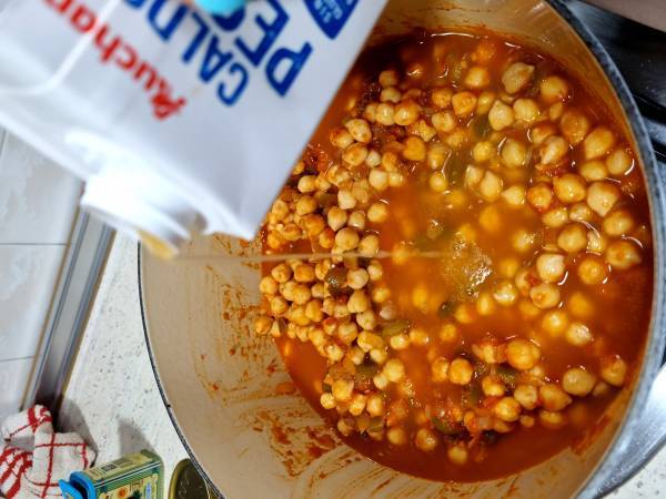 Garbanzos con mejillones, guiso de invierno - Preparación paso 8