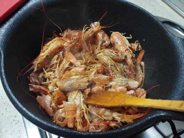 Encocado de gambones {Receta ecuatoriana} - Preparación paso 4