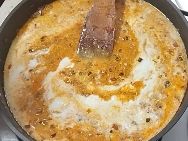 Encocado de gambones {Receta ecuatoriana} - Preparación paso 15