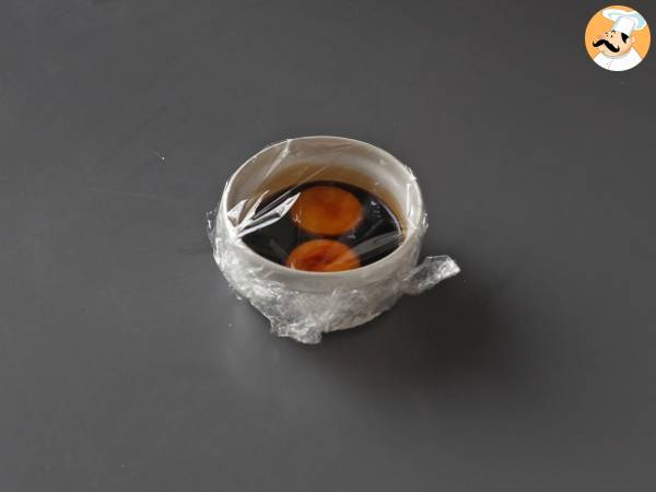 Yemas de huevo curadas en soja - Preparación paso 3