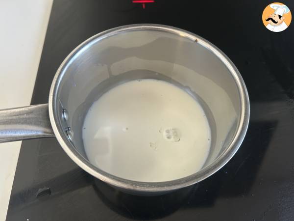 Petit Suisse saludable, cremoso y alto en proteína - Preparación paso 2