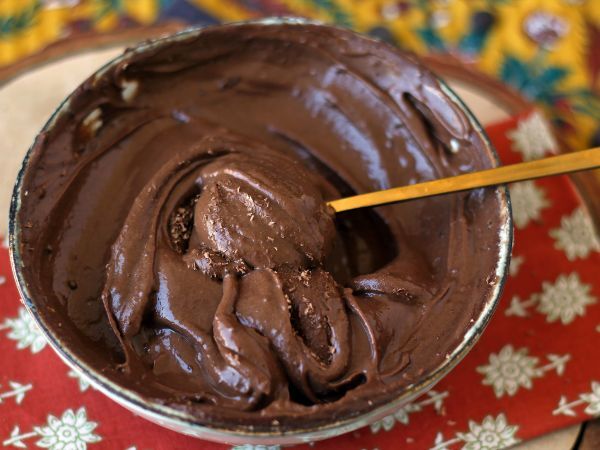 Mousse de chocolate proteica con whey, una receta ligera con solo 3 ingredientes - Preparación paso 5