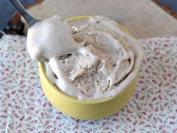 Helado proteico de vainilla con whey, rápido y con 3 ingredientes - Preparación paso 4