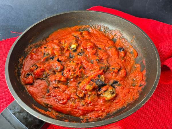 Pasta alla Norma {receta siciliana} - Preparación paso 10