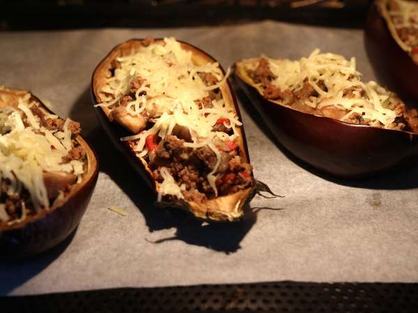 Berenjenas rellenas gratinadas con mozzarella - Preparación paso 8