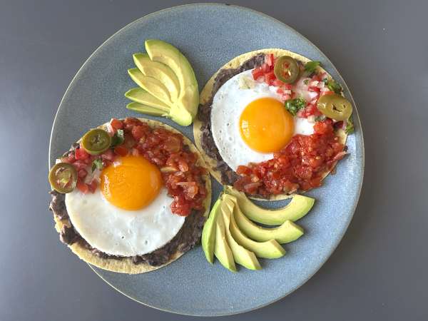 Huevos rancheros: la emblemática y sabrosa receta mexicana - Preparación paso 10