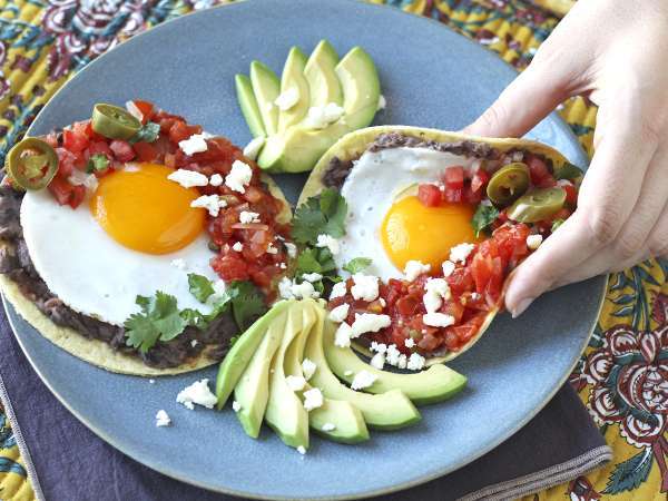 Huevos rancheros: la emblemática y sabrosa receta mexicana - Preparación paso 11