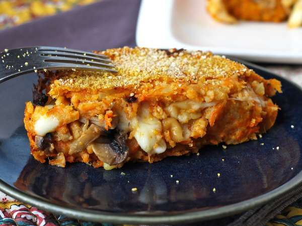 Pastel de calabaza con champiñones y queso, jugoso, fundente y crujiente - Preparación paso 14